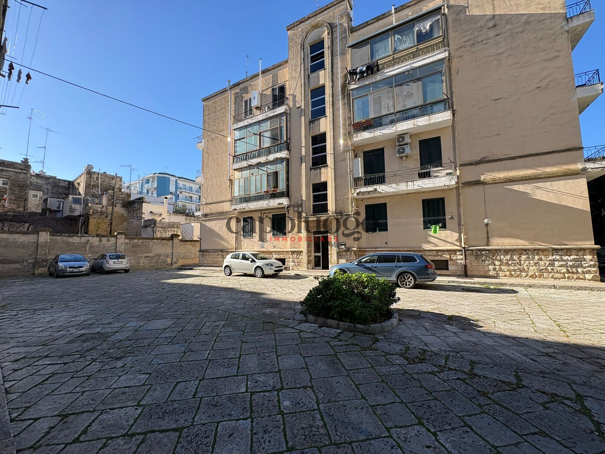 24117dc1-e7dd-4df0-b5b7-4f37496be434