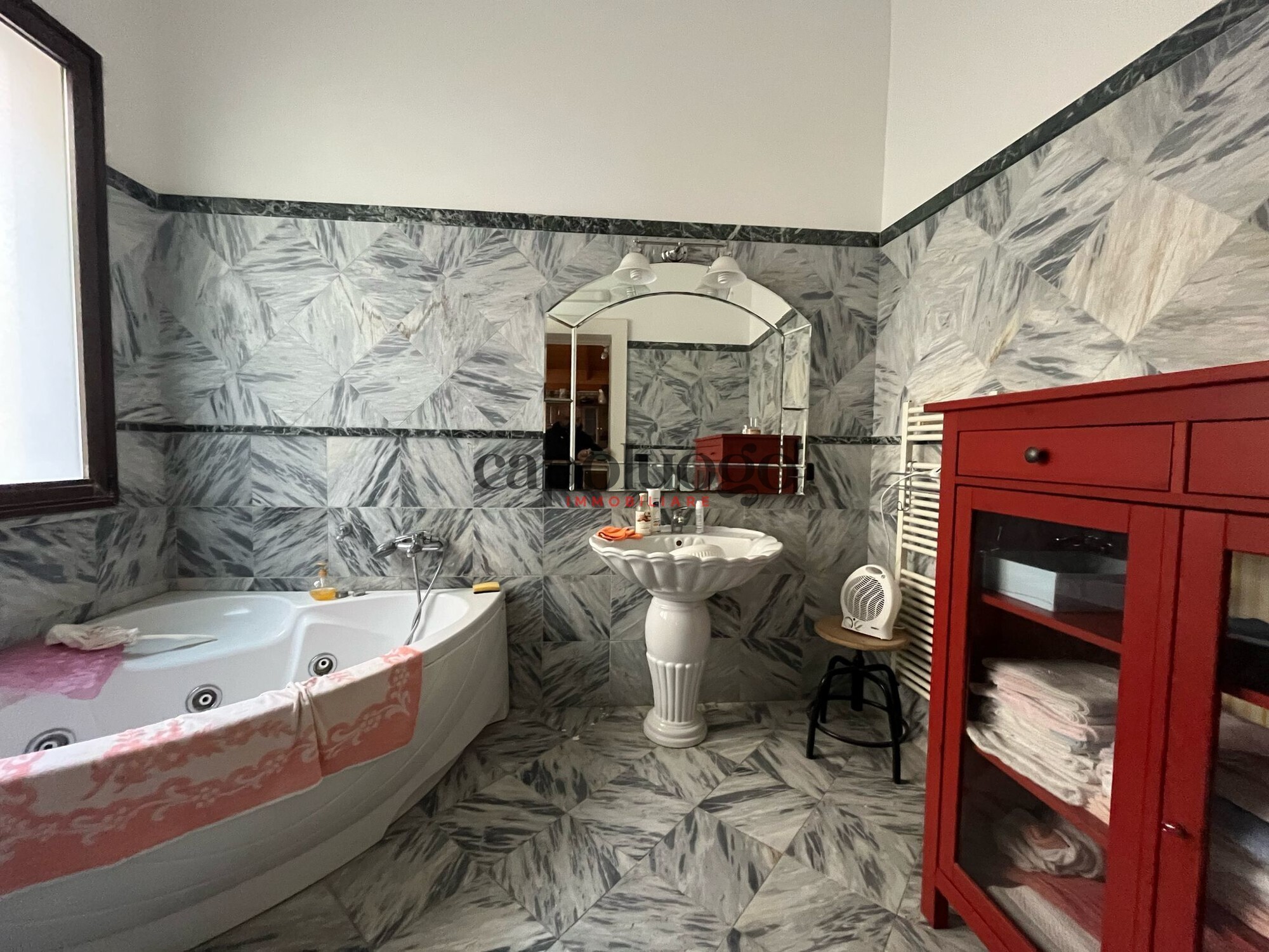 WhatsApp Image 2025-03-04 at 10.10.47 (1)