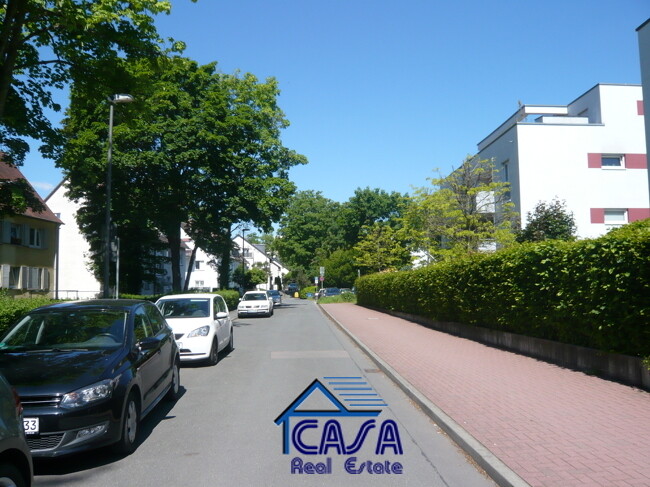 Strasse