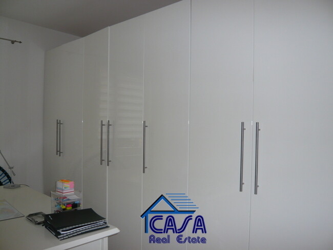 Kleiderschrank