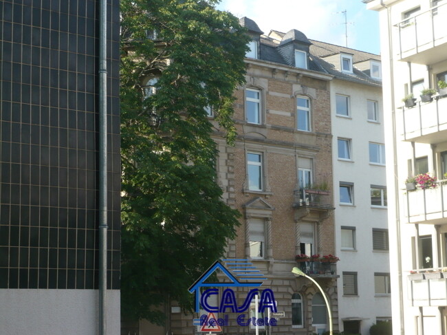 Ausblick zur Strasse