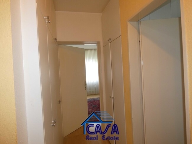 Blick ins Wohnzimmer