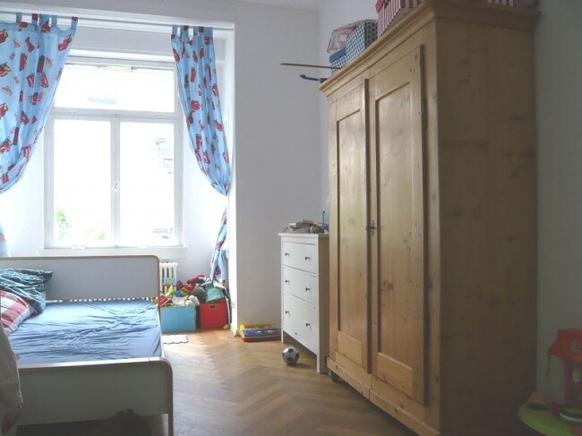 Schlafzimmer 2