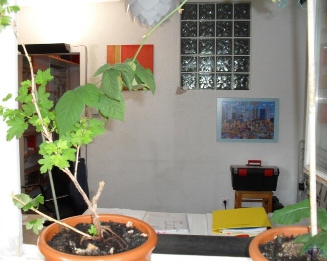 Blick von der Loggia ins Zimmer