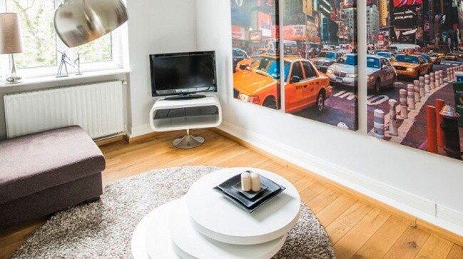 Flat Screen