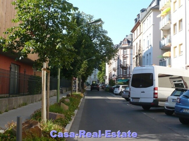 Strasse
