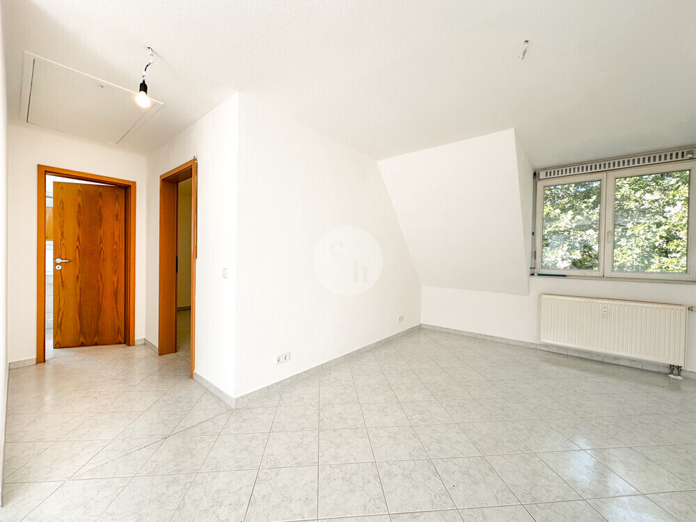 Wohnzimmer ggf. 2. Schlafzimmer.