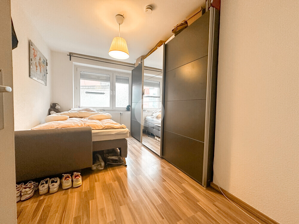 Schlafzimmer 1