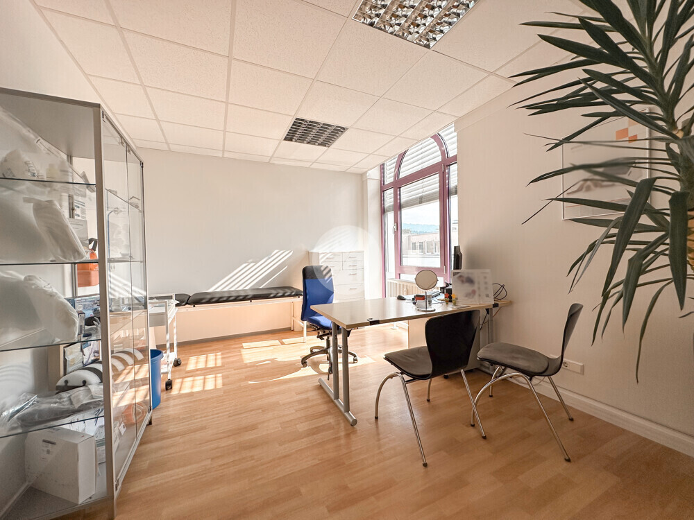 Büro 1