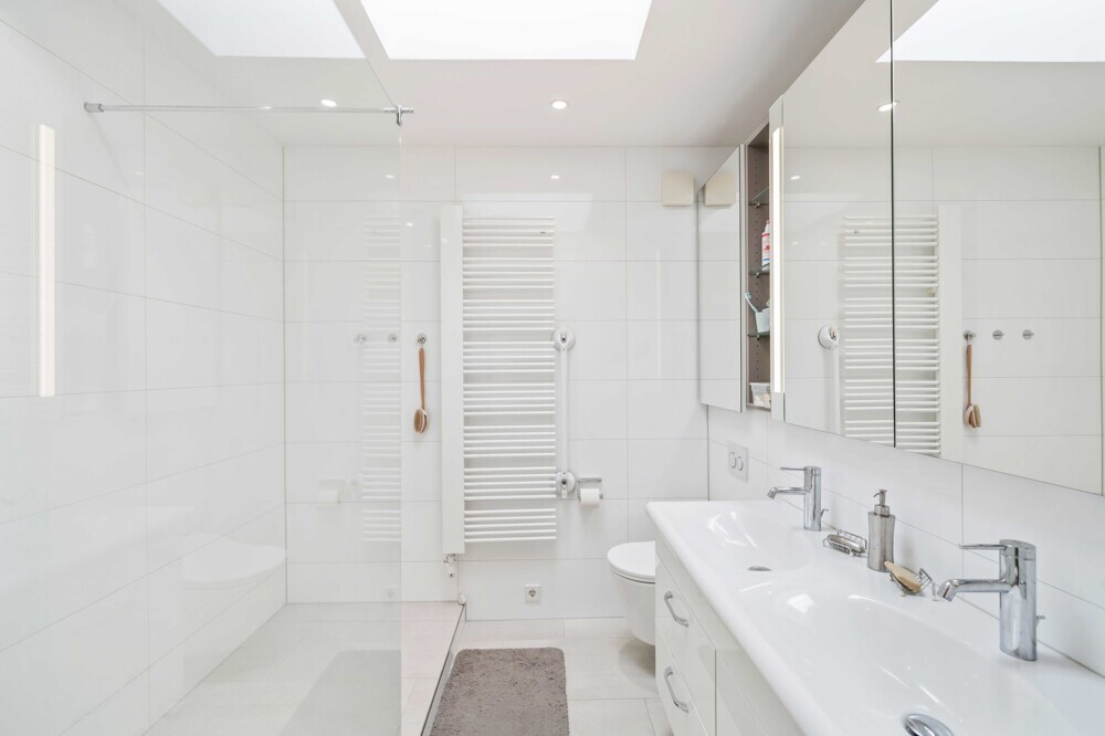 Badezimmer EG