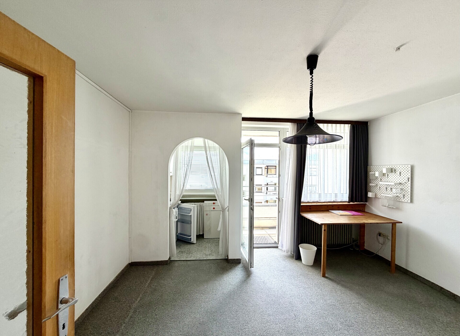 Wohn-/Ess-/Kochzimmer