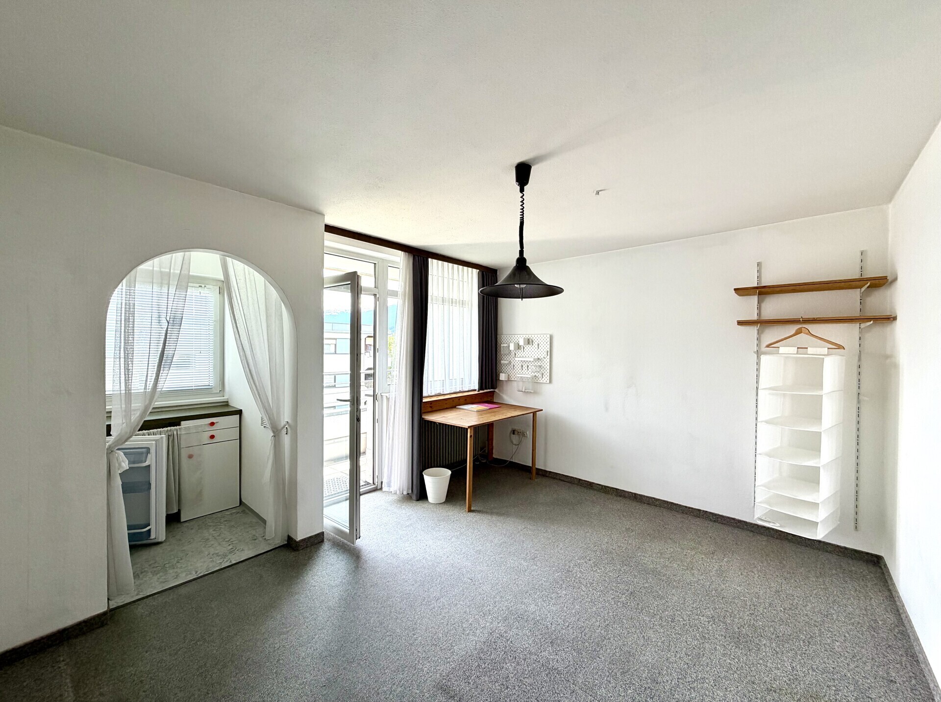 Wohn-/Ess-/Kochzimmer