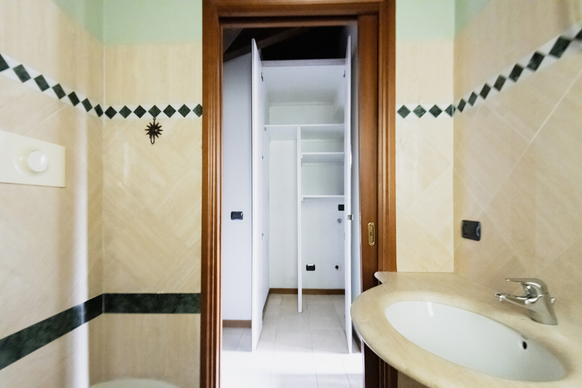 MILANO via Chavez 4 (25)