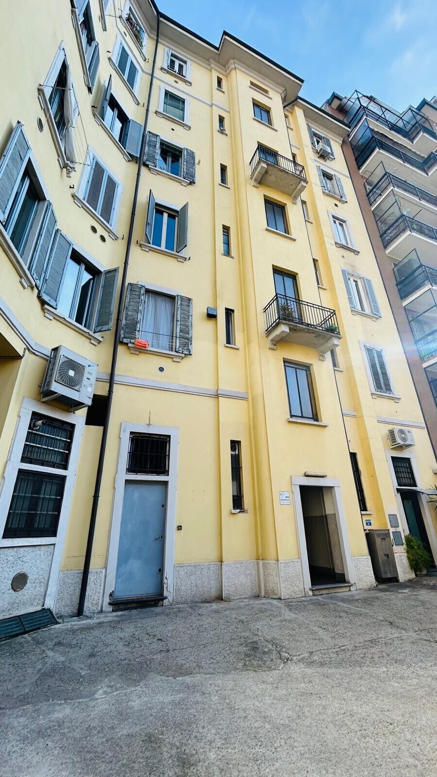 VIA PERUGINO 32 MILANO (35)