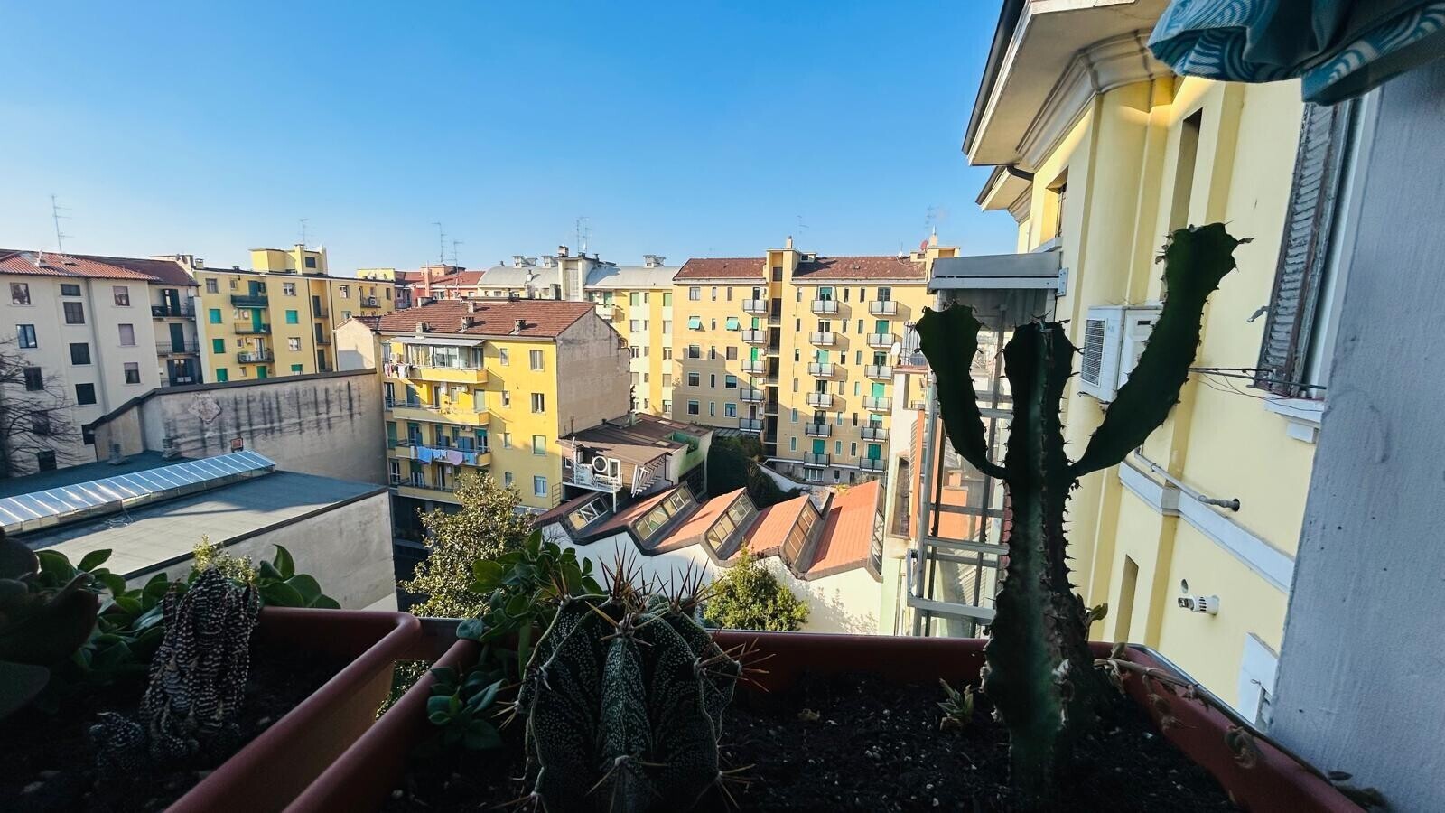 VIA PERUGINO 32 MILANO (6)