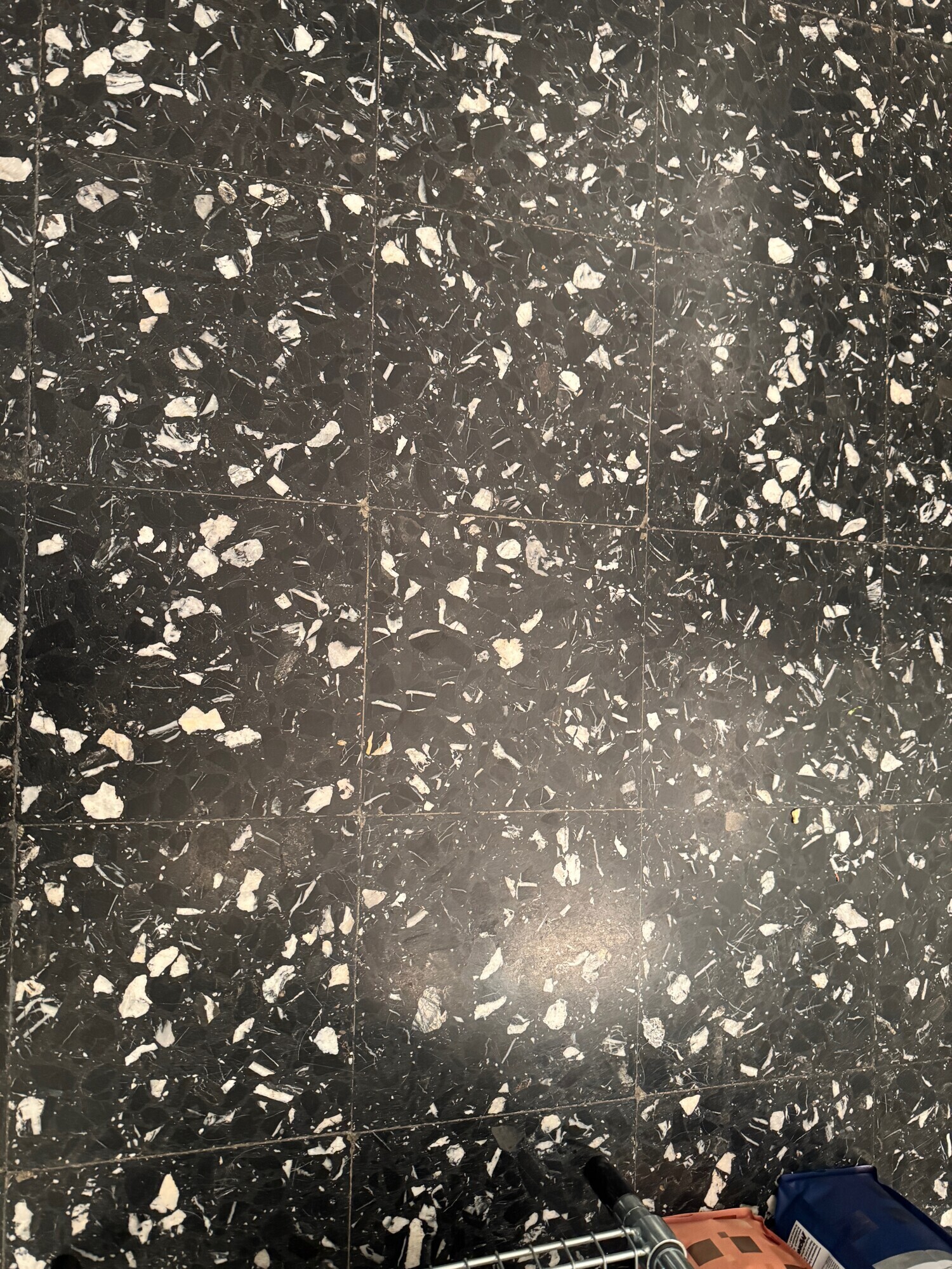 dettaglio pavimenti cucina