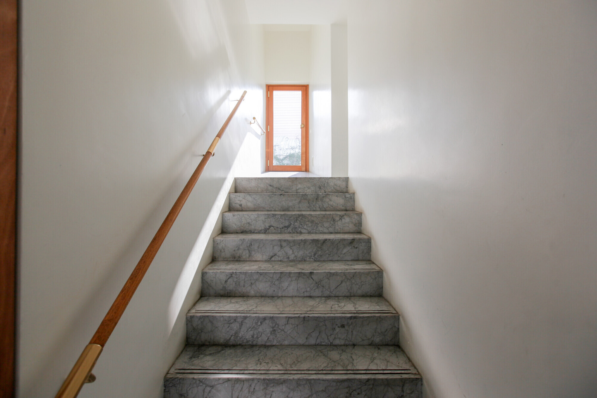 IMG_8832 SCALE INGRESSO