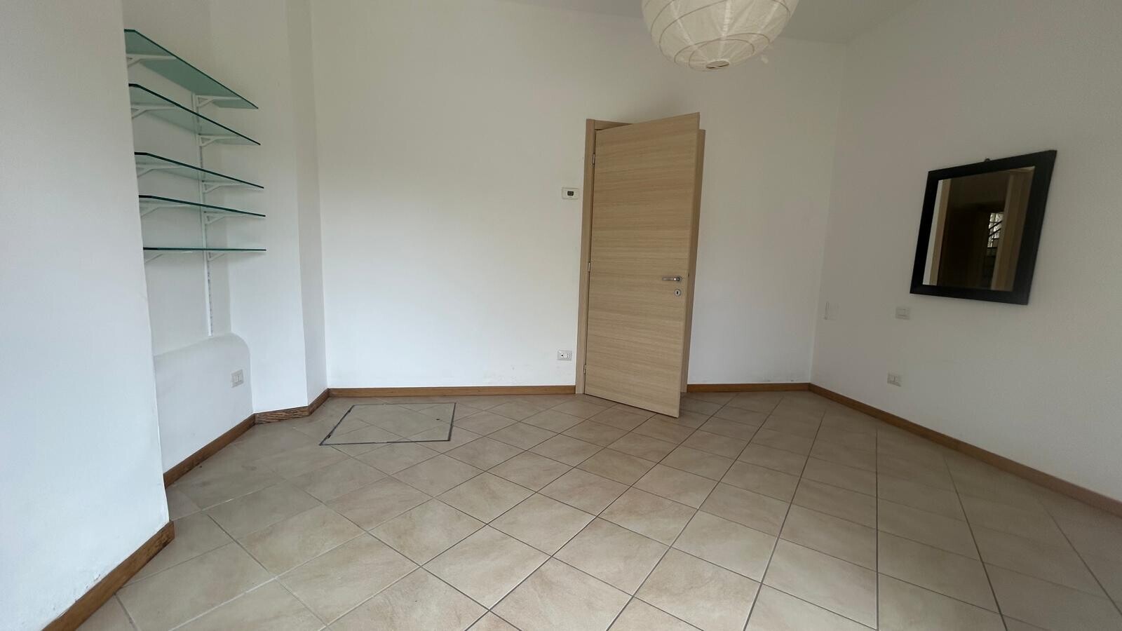 soggiorno-camera piano t  - 2