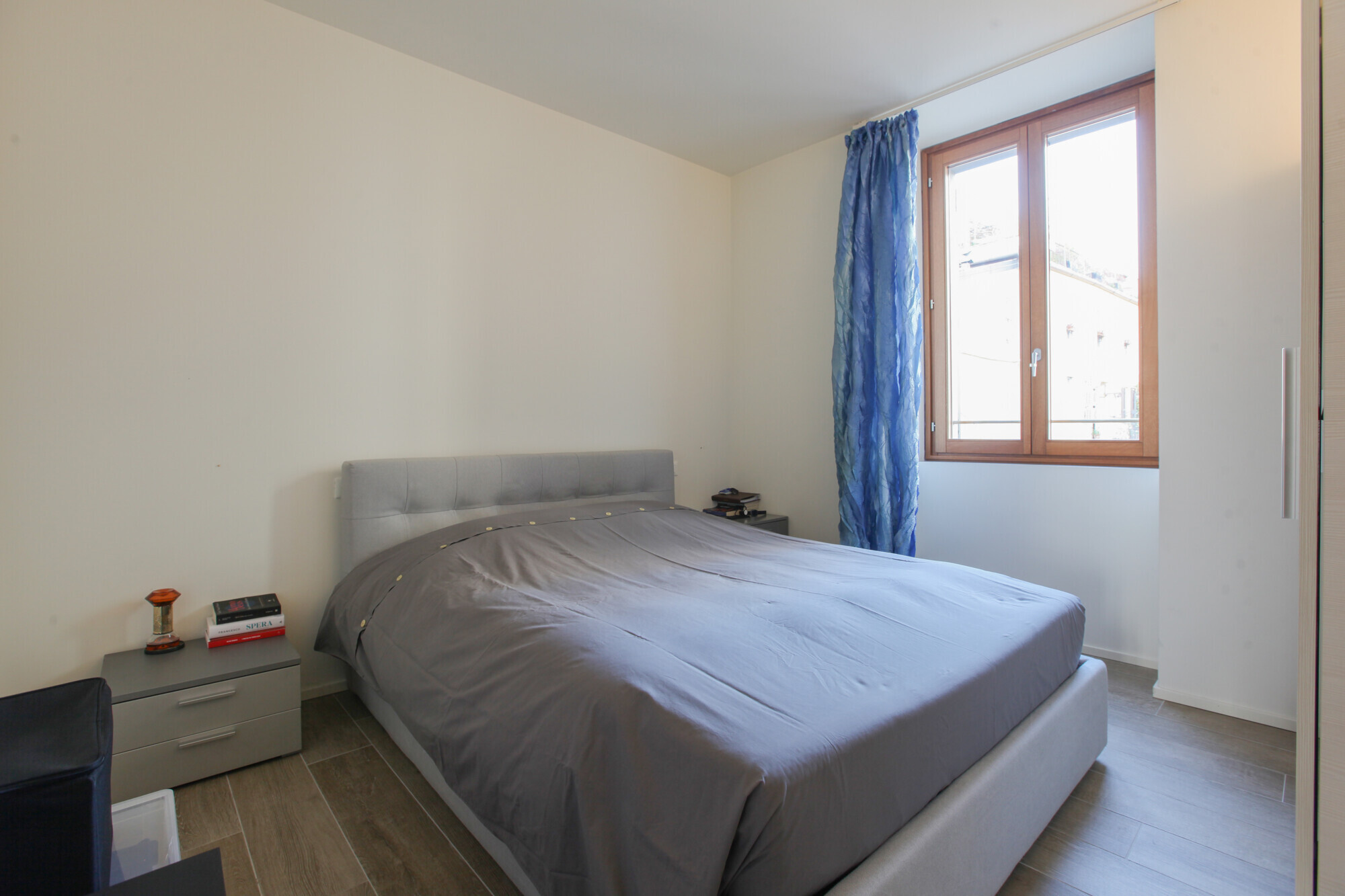 IMG_9000 ROOM 1