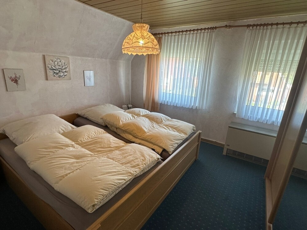Schlafzimmer (OG)