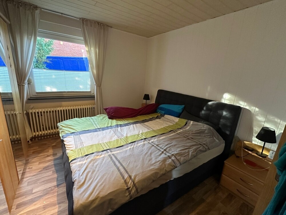 Schlafzimmer (Eltern)