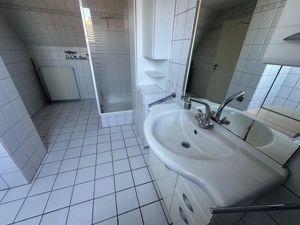 2.Ansicht Badezimmer (OG)