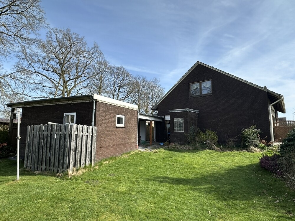 Rückansicht+Nebengebäude