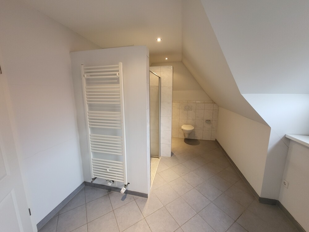 Badezimmer 2 (DG)