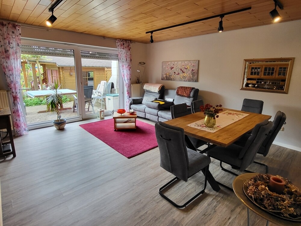 Wohnzimmer (EG)