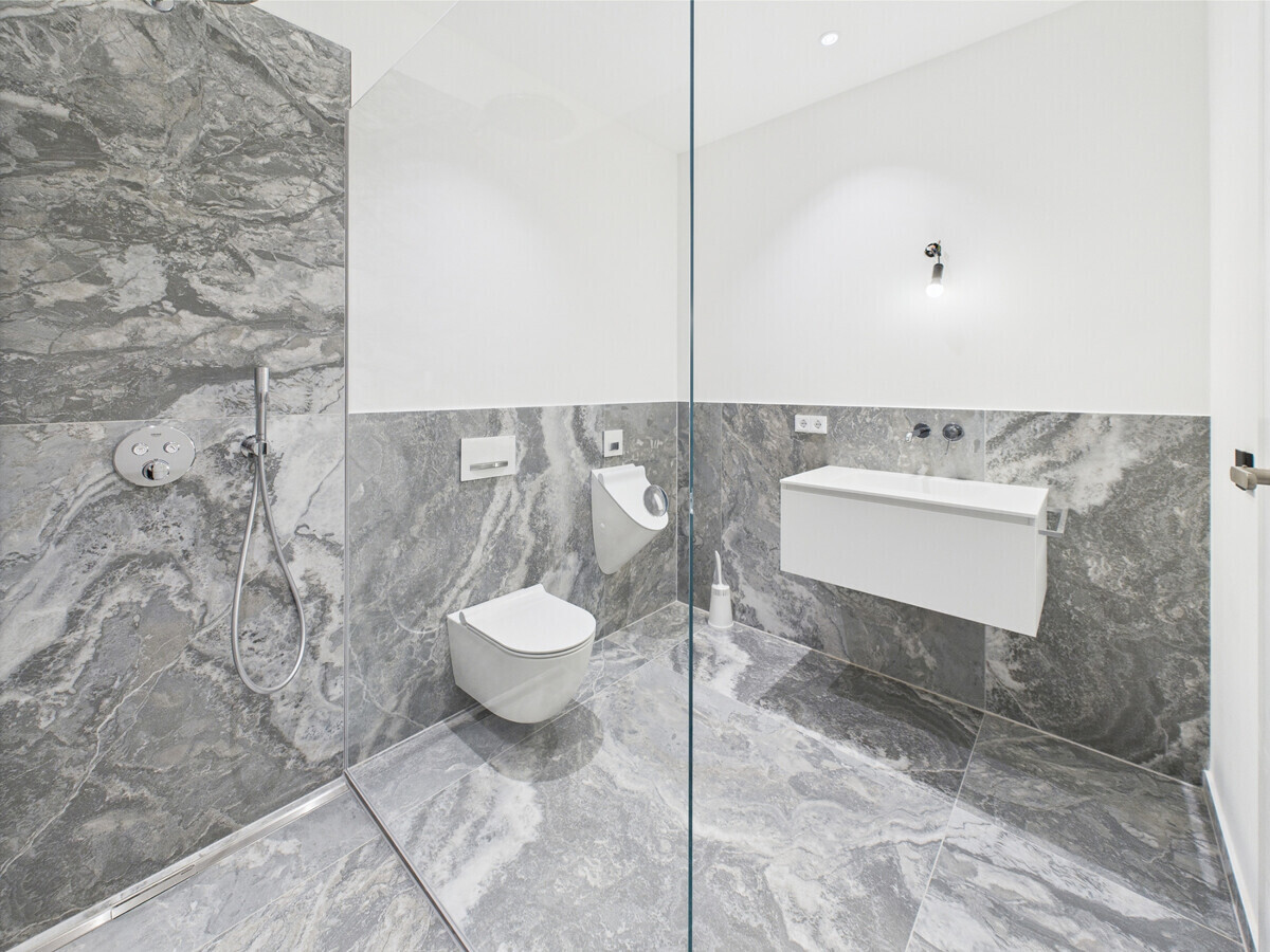 EG Bad mit Dusche