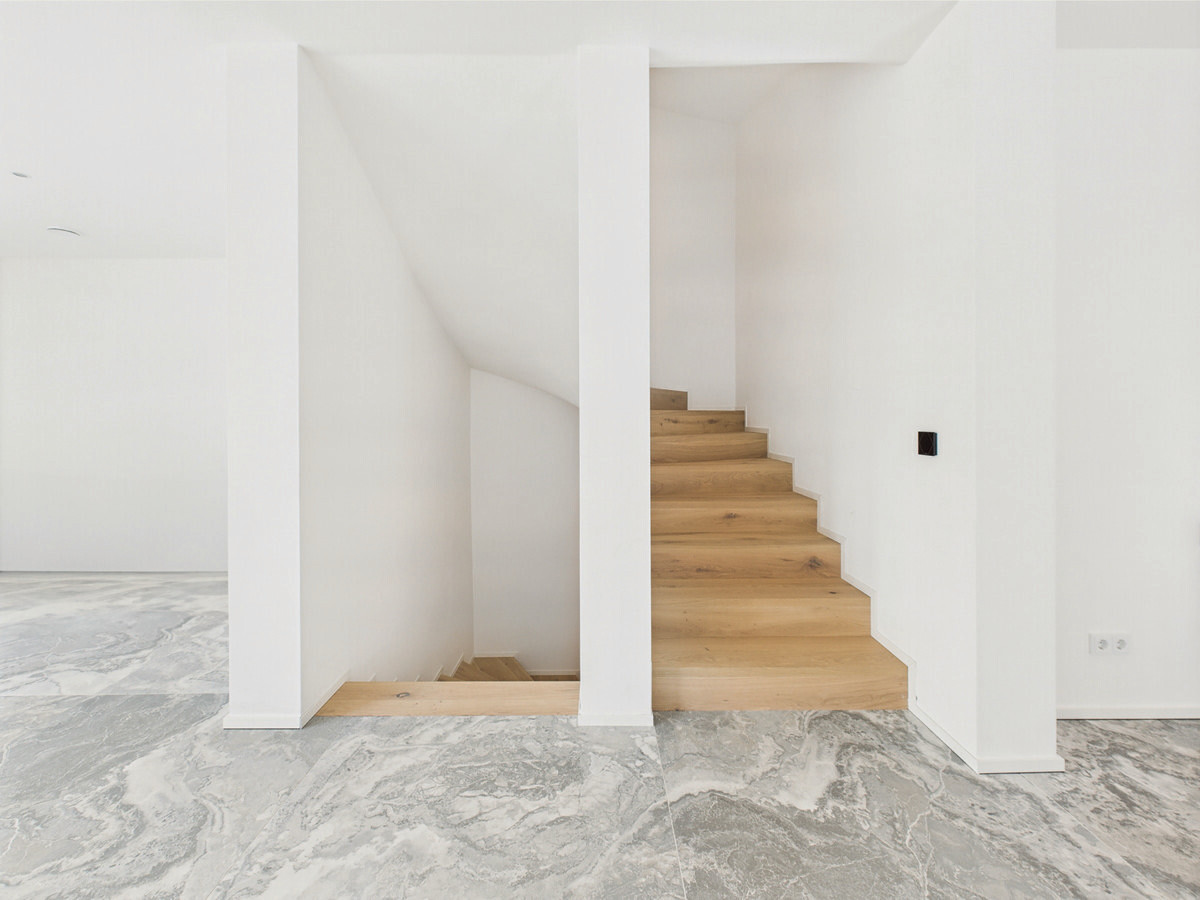 EG Massivholztreppe