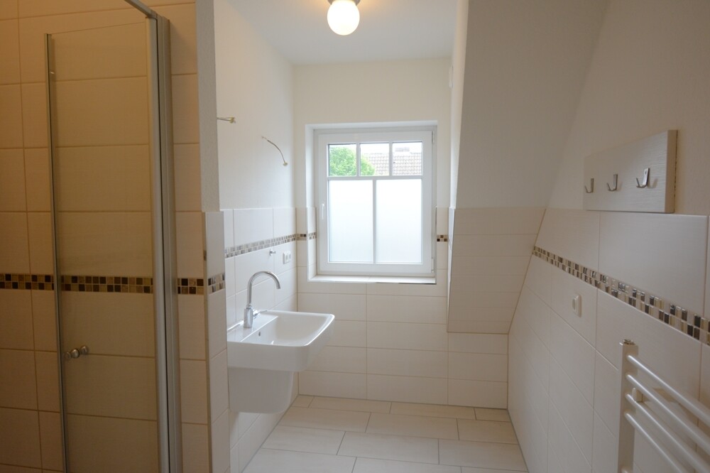 Wohnung 5 - Badezimmer 