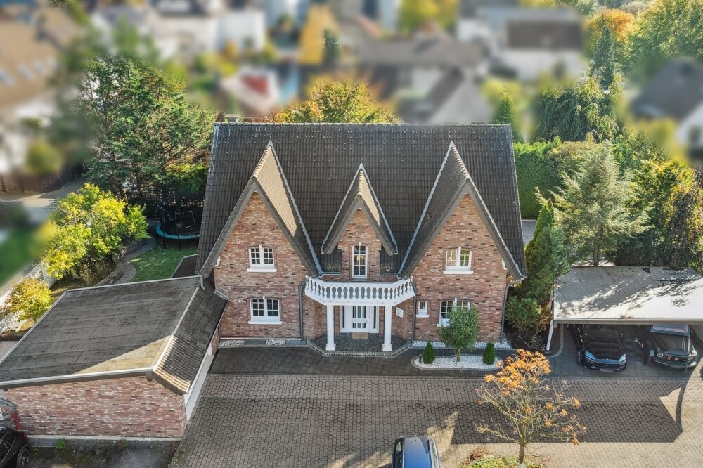 backbone_516899-A_003_WEB