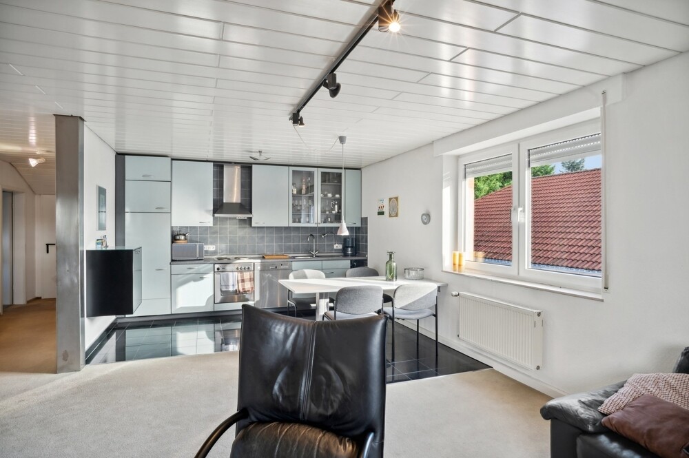 backbone_519799-A_064_WEB