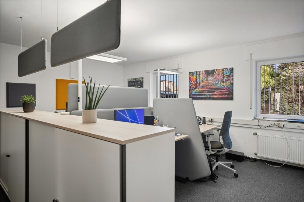 backbone_519799-A_031_WEB