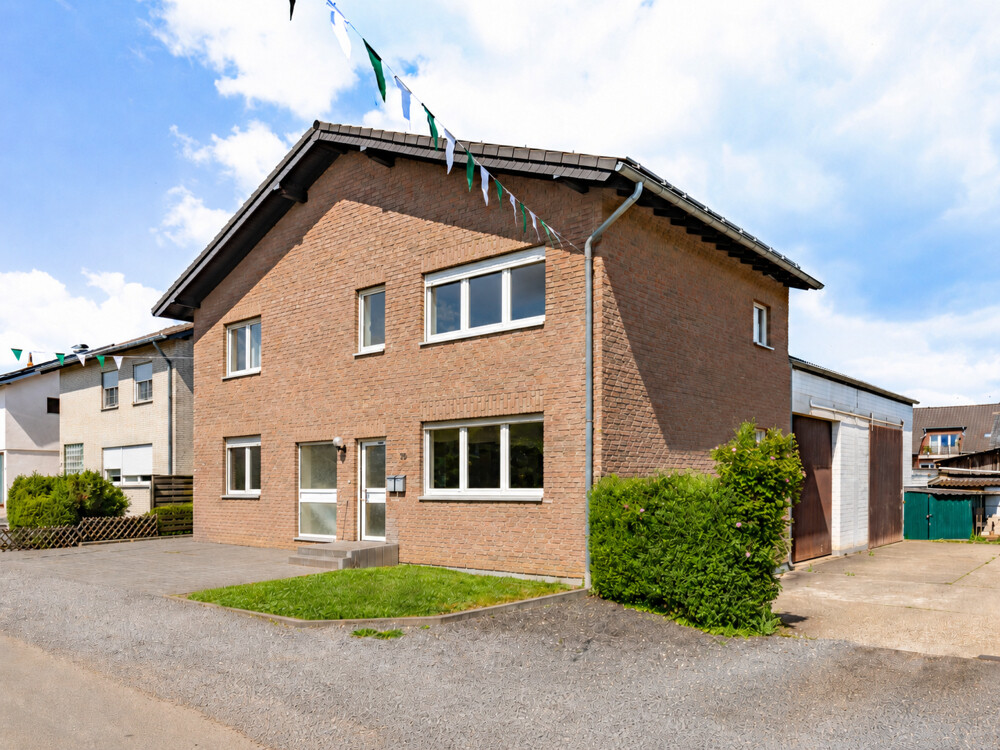 Haus Außenansicht rechts