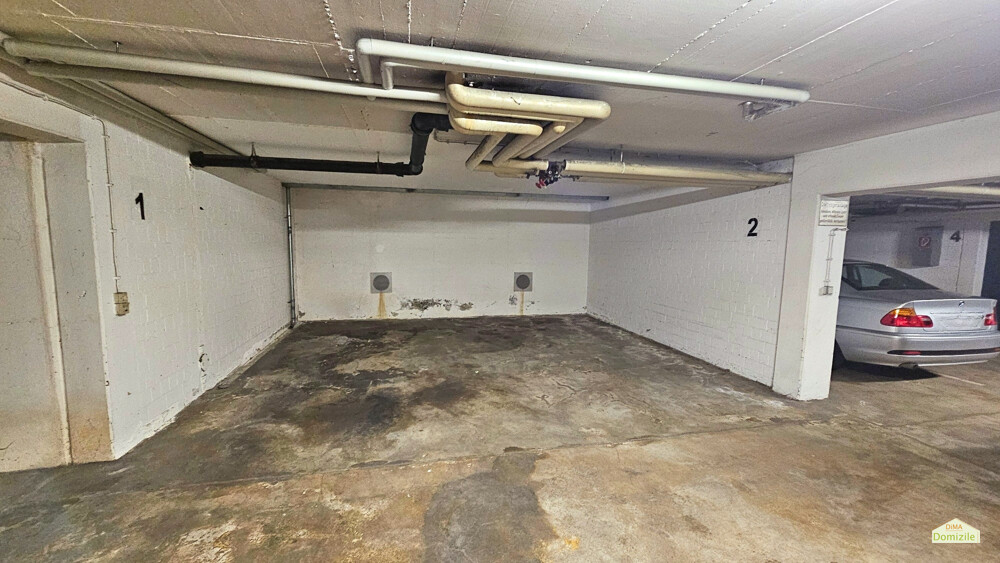 Tiefgaragenstellplatz 