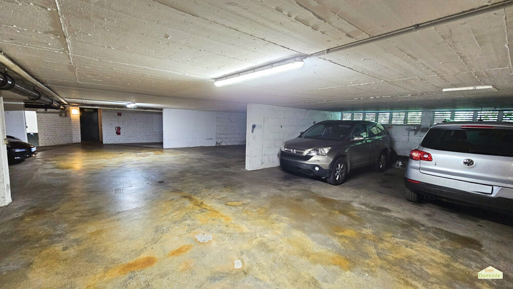Tiefgaragenstellplatz