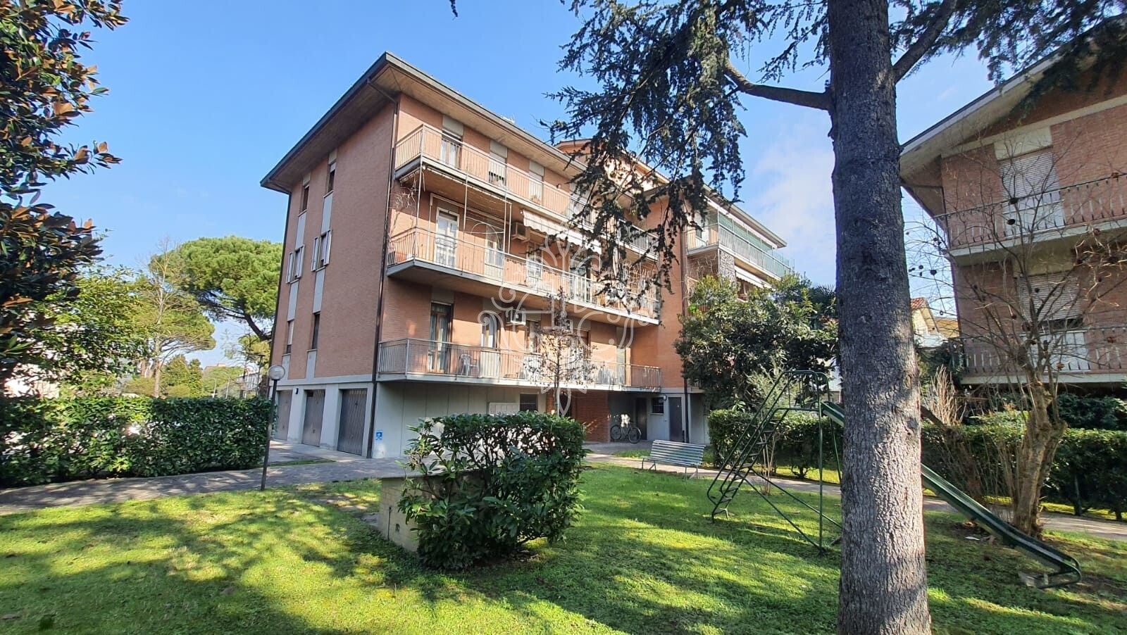 Condominio Esterno 5