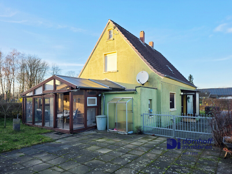 Hausansicht/Garten/Wintergarten