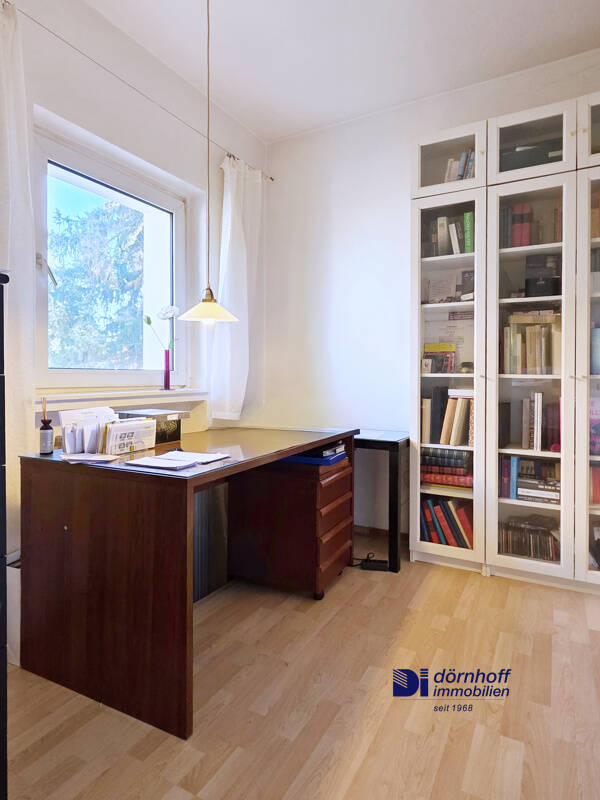 Arbeitszimmer 1OG