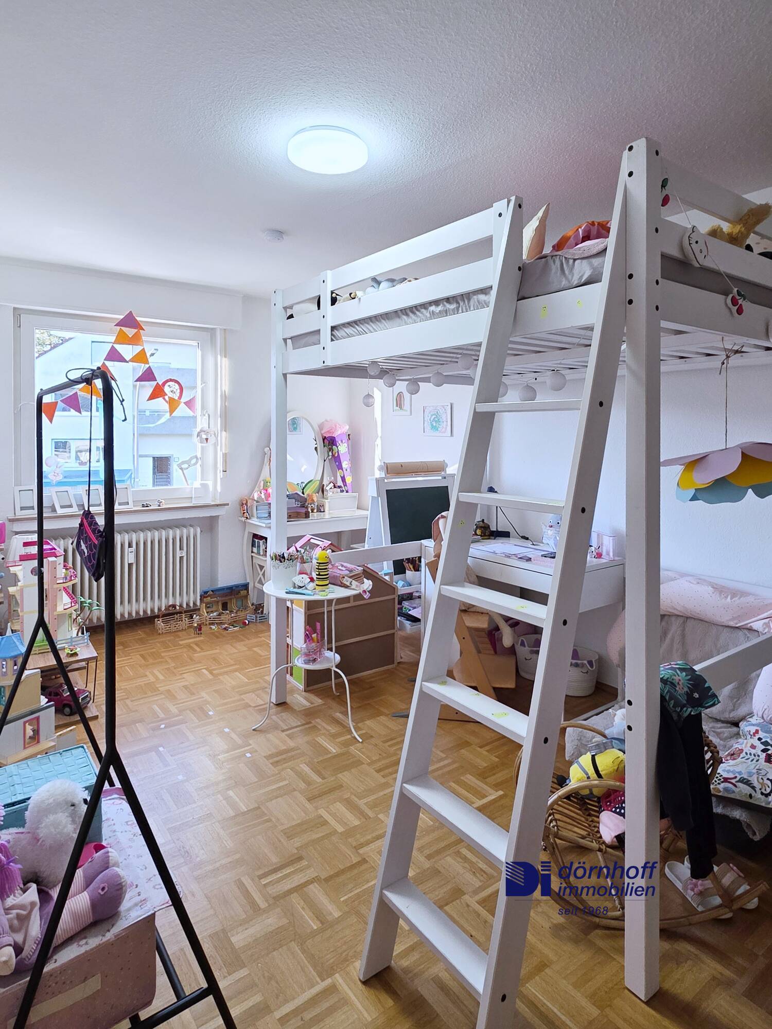 Kinderzimmer 1OG