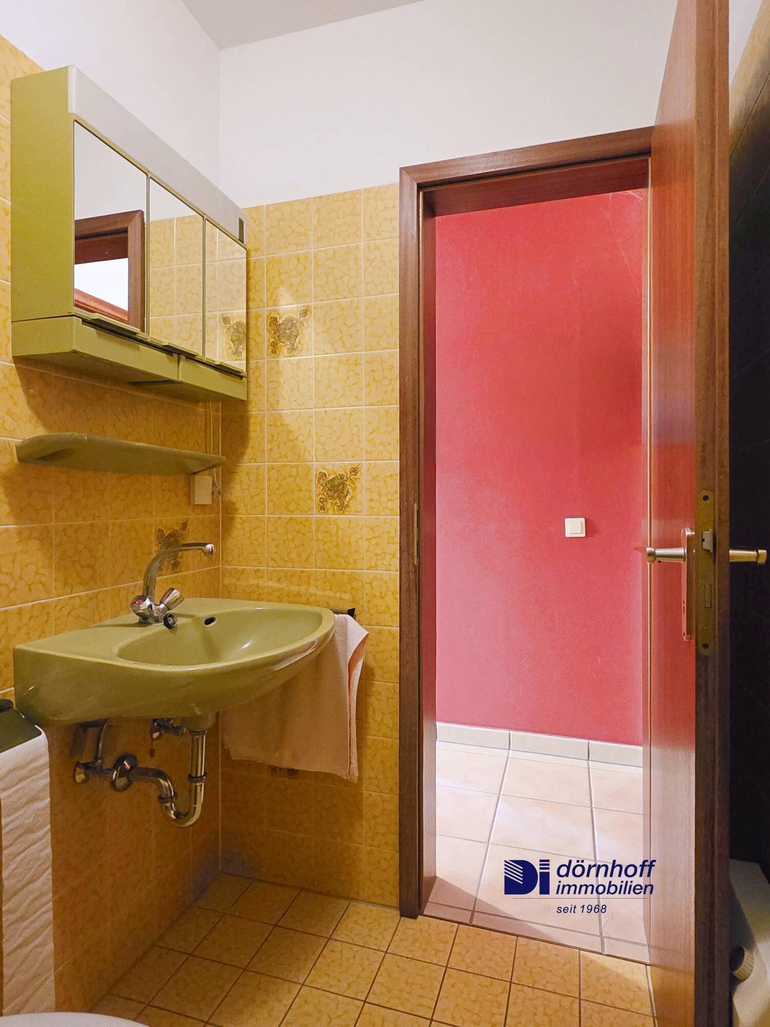 Badezimmer mit Dusche 1 OG