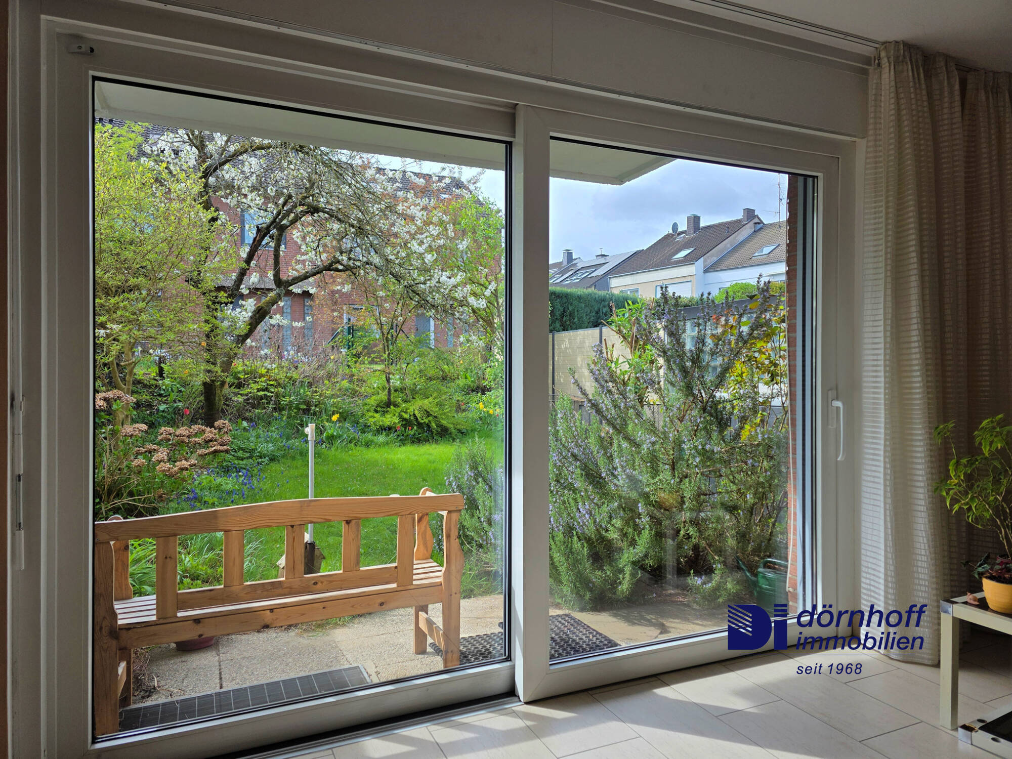 Ausblick in den Garten