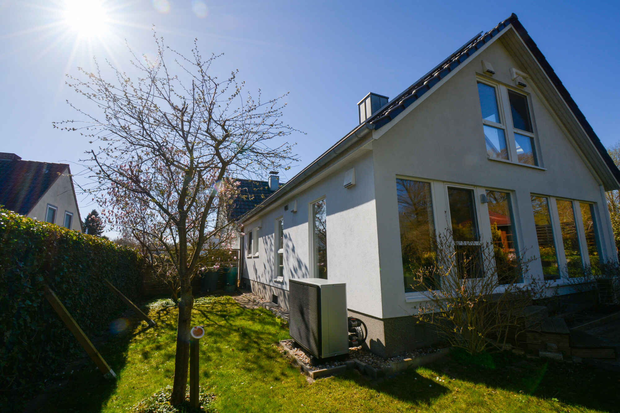 Hausansicht vom Garten