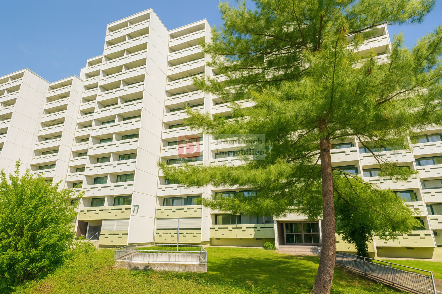 Hausansicht - Staging