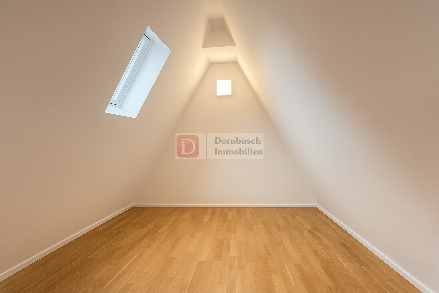 Arbeitsraum/Dachstudio