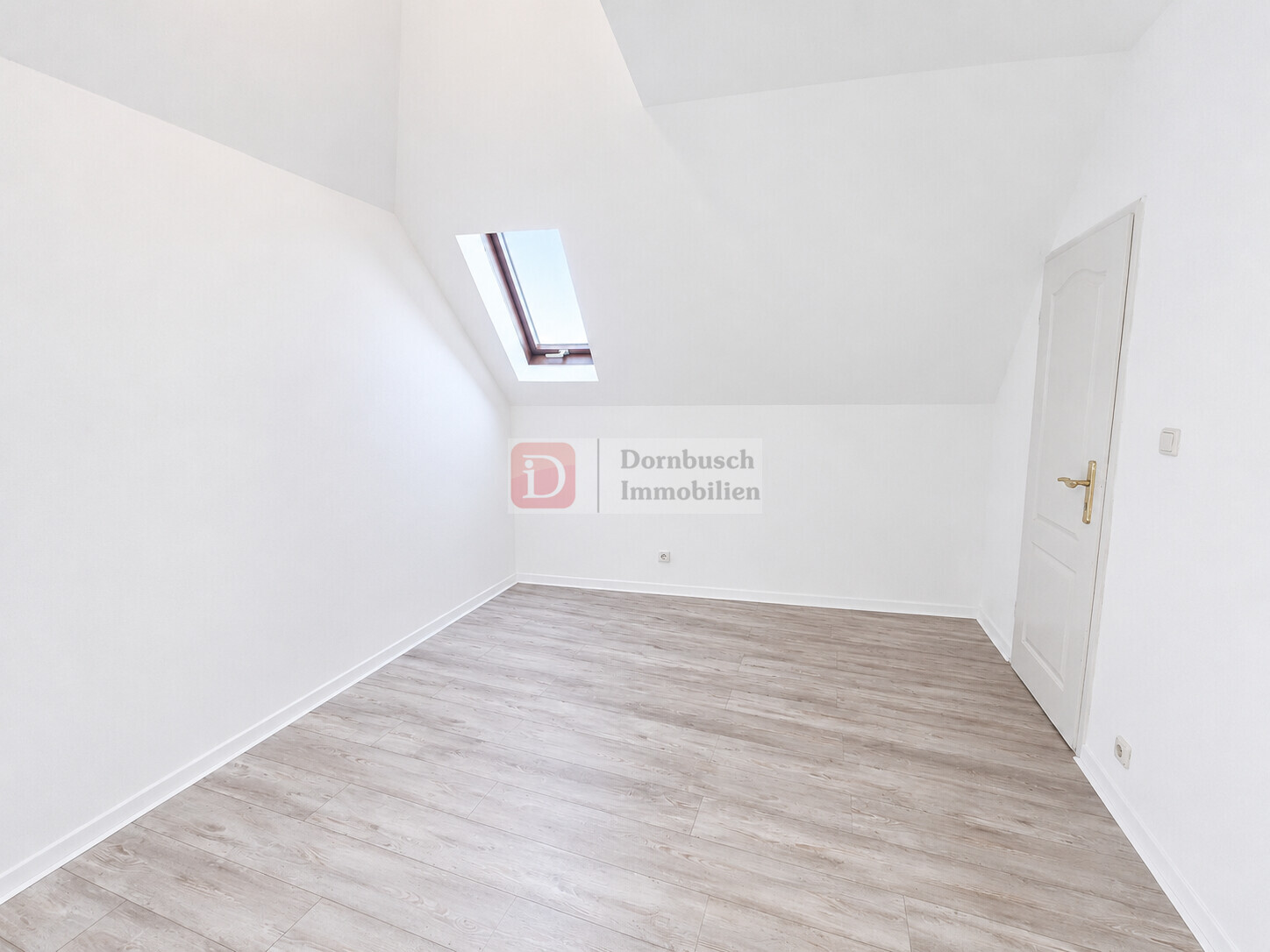 Durchgangszimmer / Arbeitszimmer
