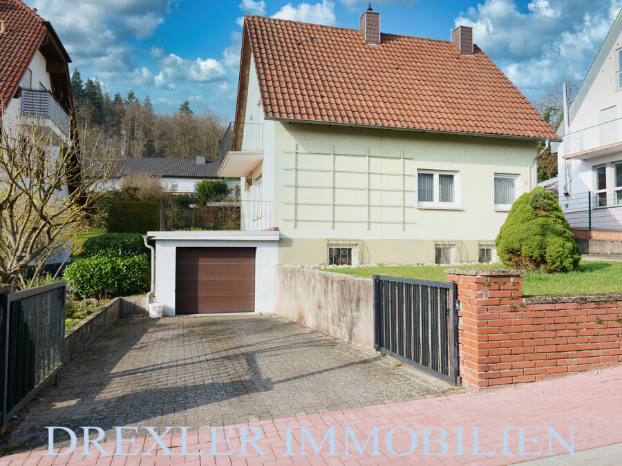 Haus mit Garage