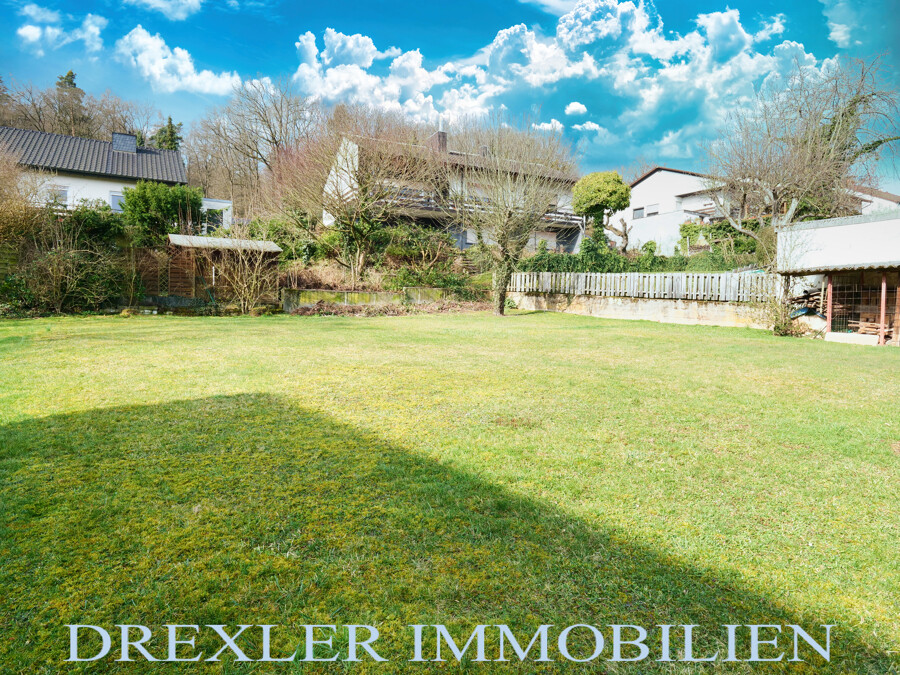 Große Gartenfläche